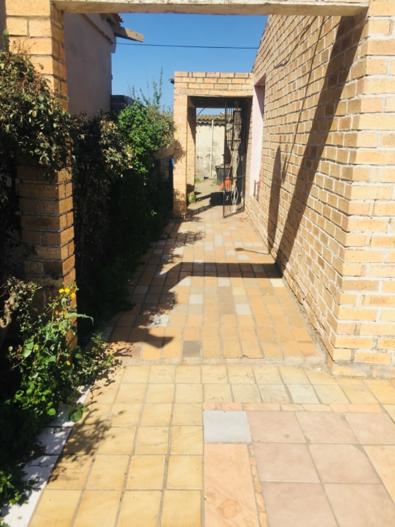  Bedroom Property for Sale in Kwazakhele Eastern Cape